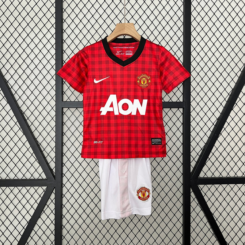 MANCHESTER UNITED I 12/13 CONJUNTO INFANTIL (RETRO)